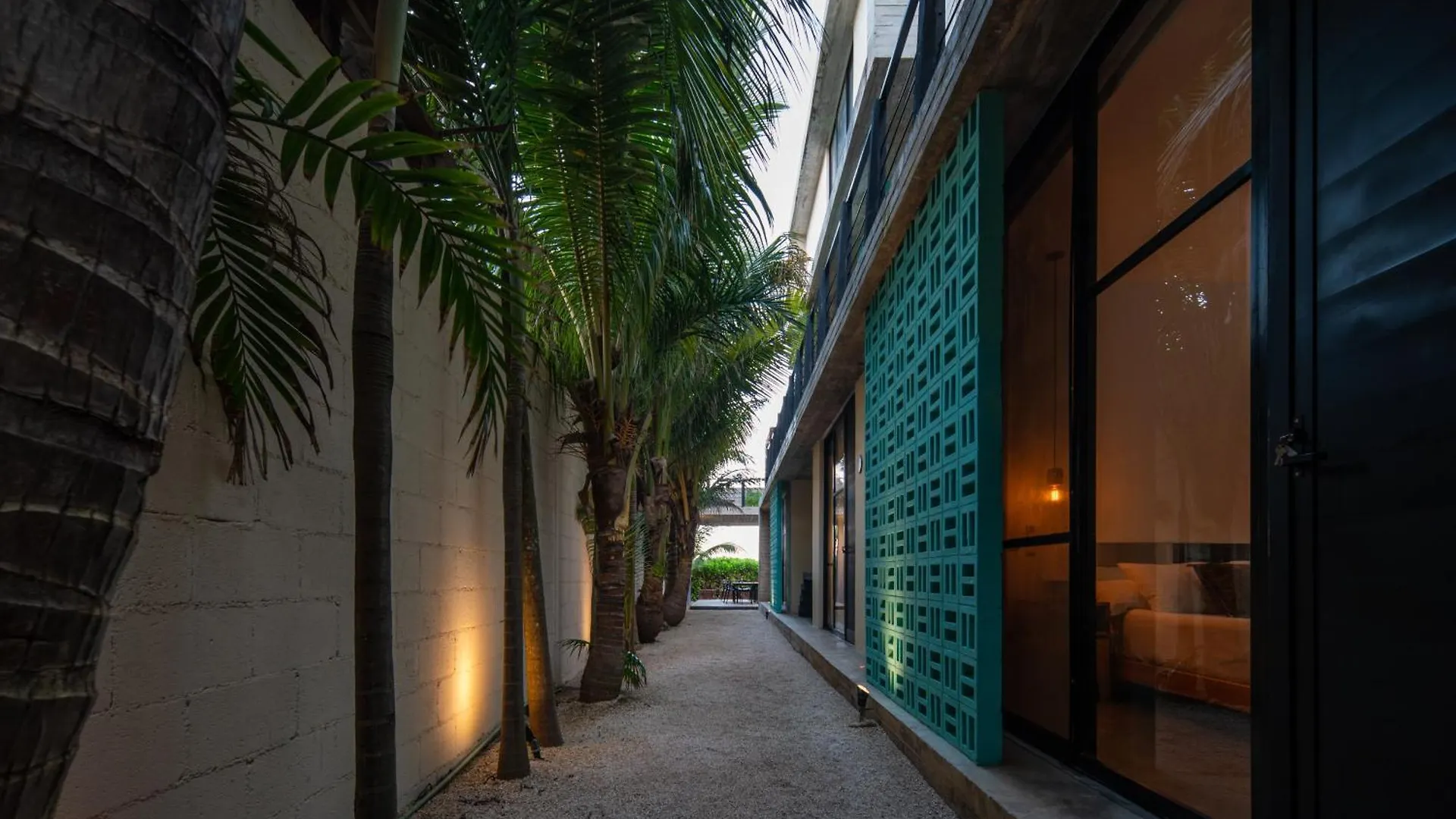 Tropicalito Villa On The Beach Tulum