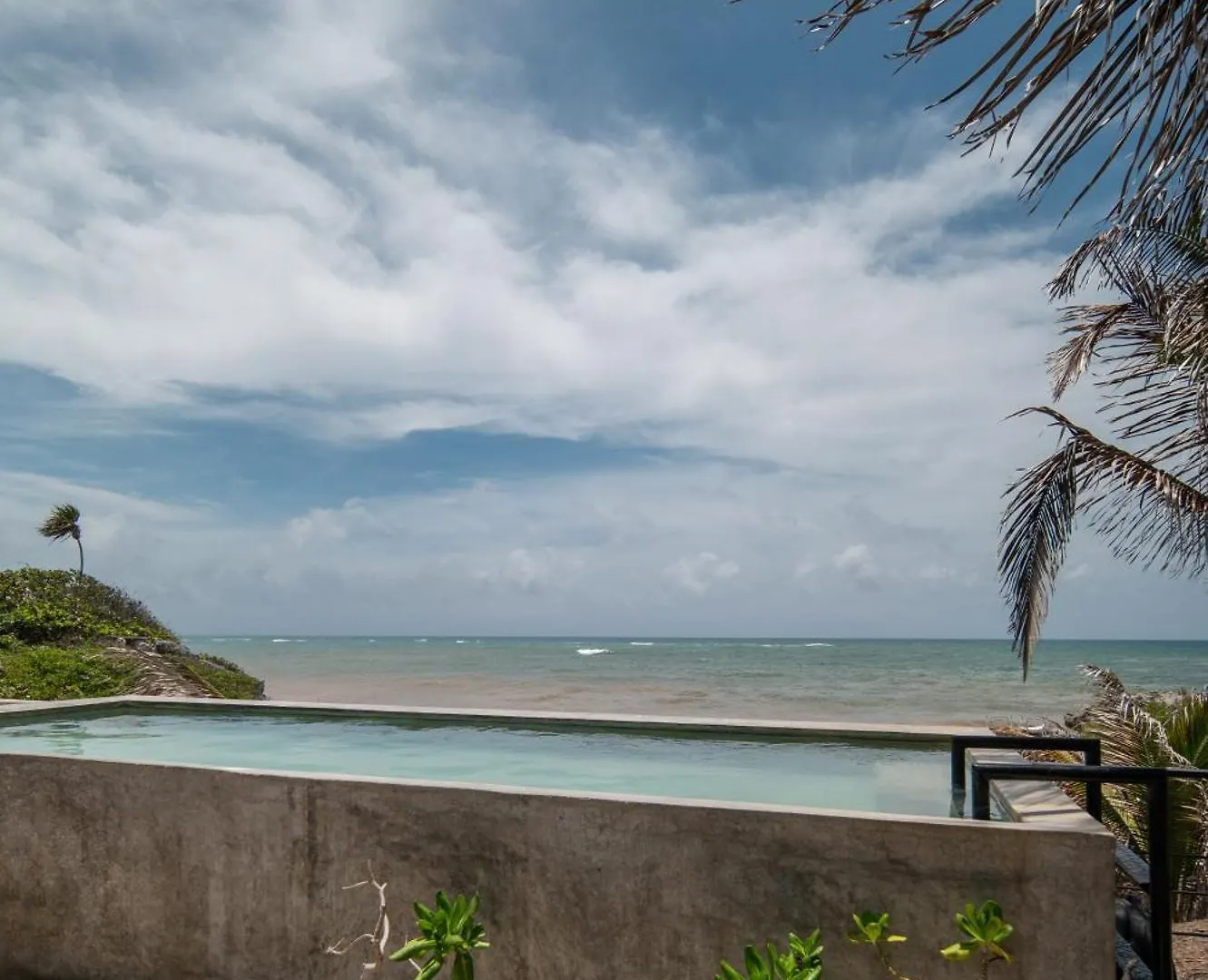Tropicalito Villa On The Beach Tulum Hotel