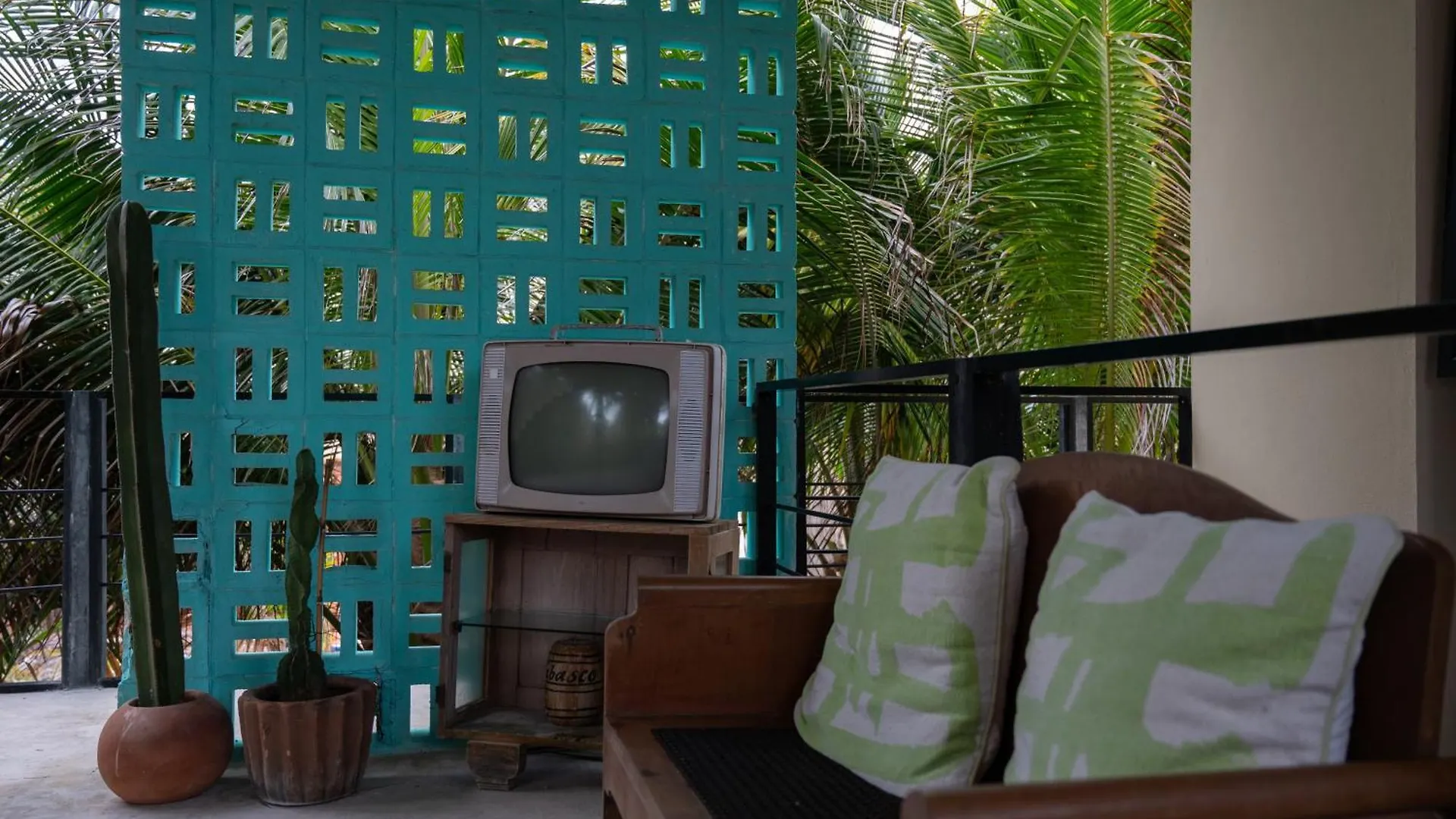 Tropicalito Villa On The Beach Tulum