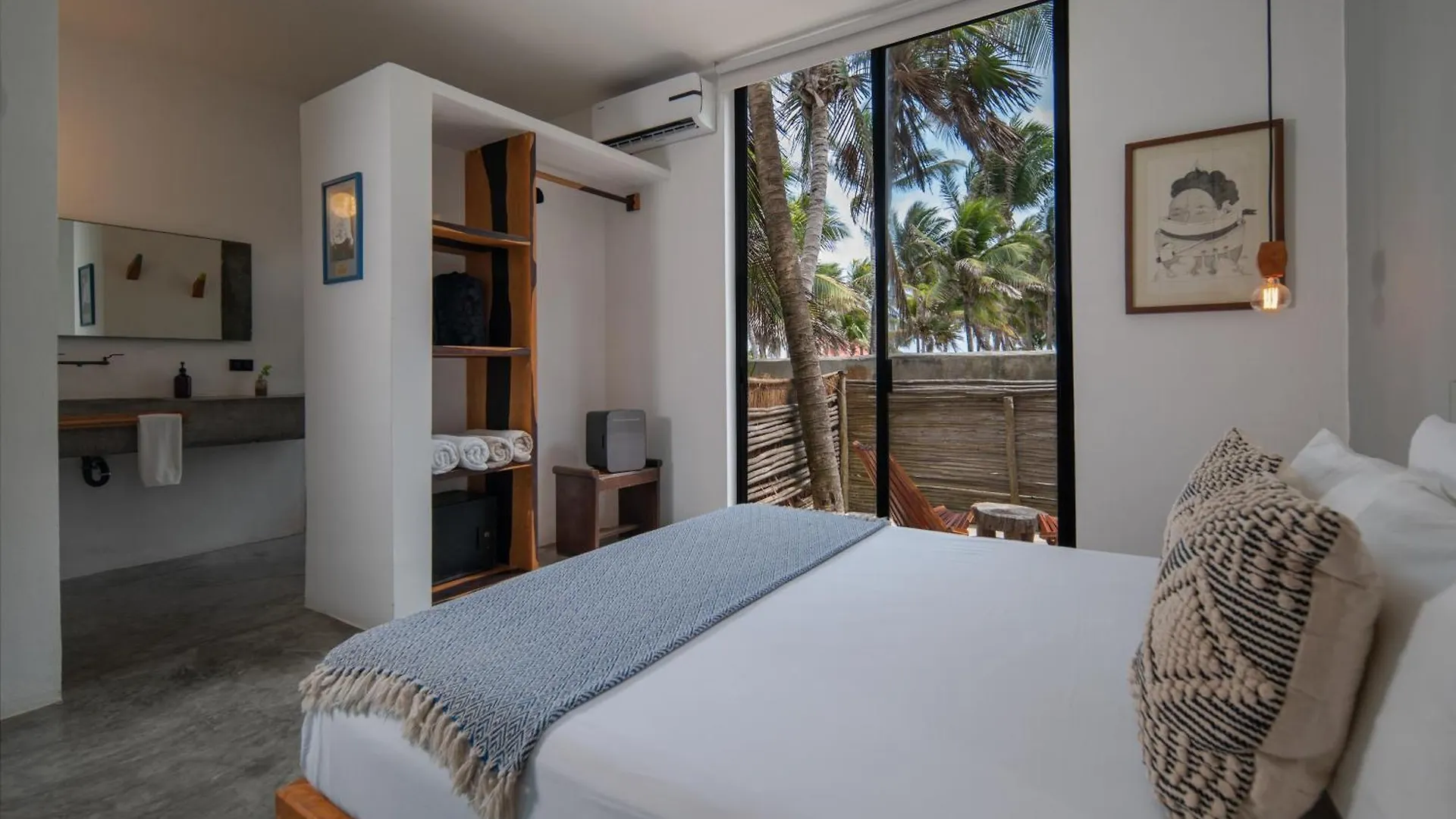 Hotel Tropicalito Villa On The Beach Tulum Mexico